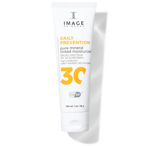 DAILY PREVENTION Pure Mineral Tinted Moisturiser SPF 30 Travel Size